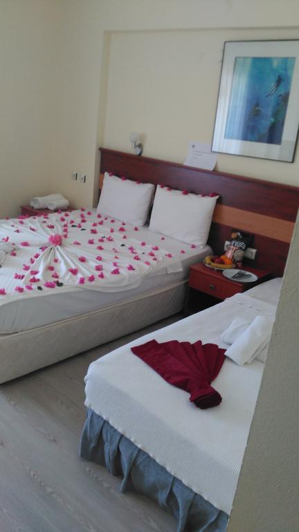 Hotel First Class Didim Kültér fotó